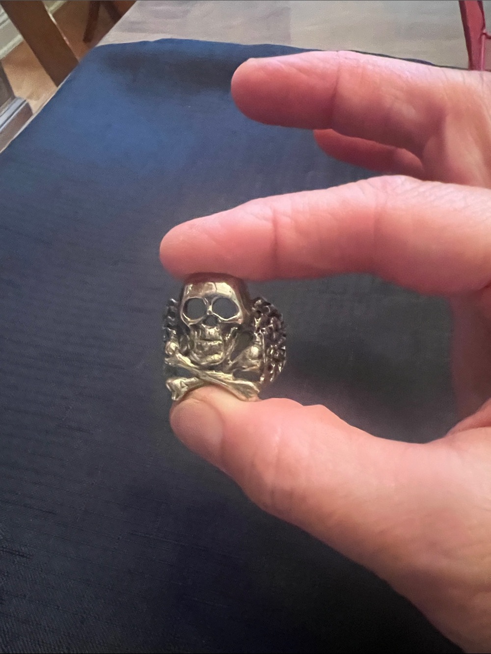 Men's Skull & Crossbones Statement Ring - Sterling Silver